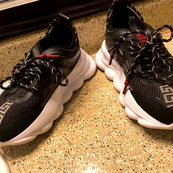 versace chain reaction designer